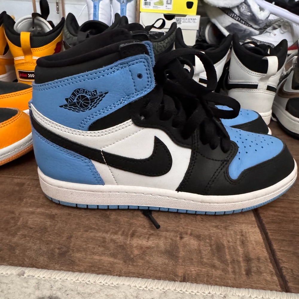 Little Boys Size 2 Jordan Sneakers